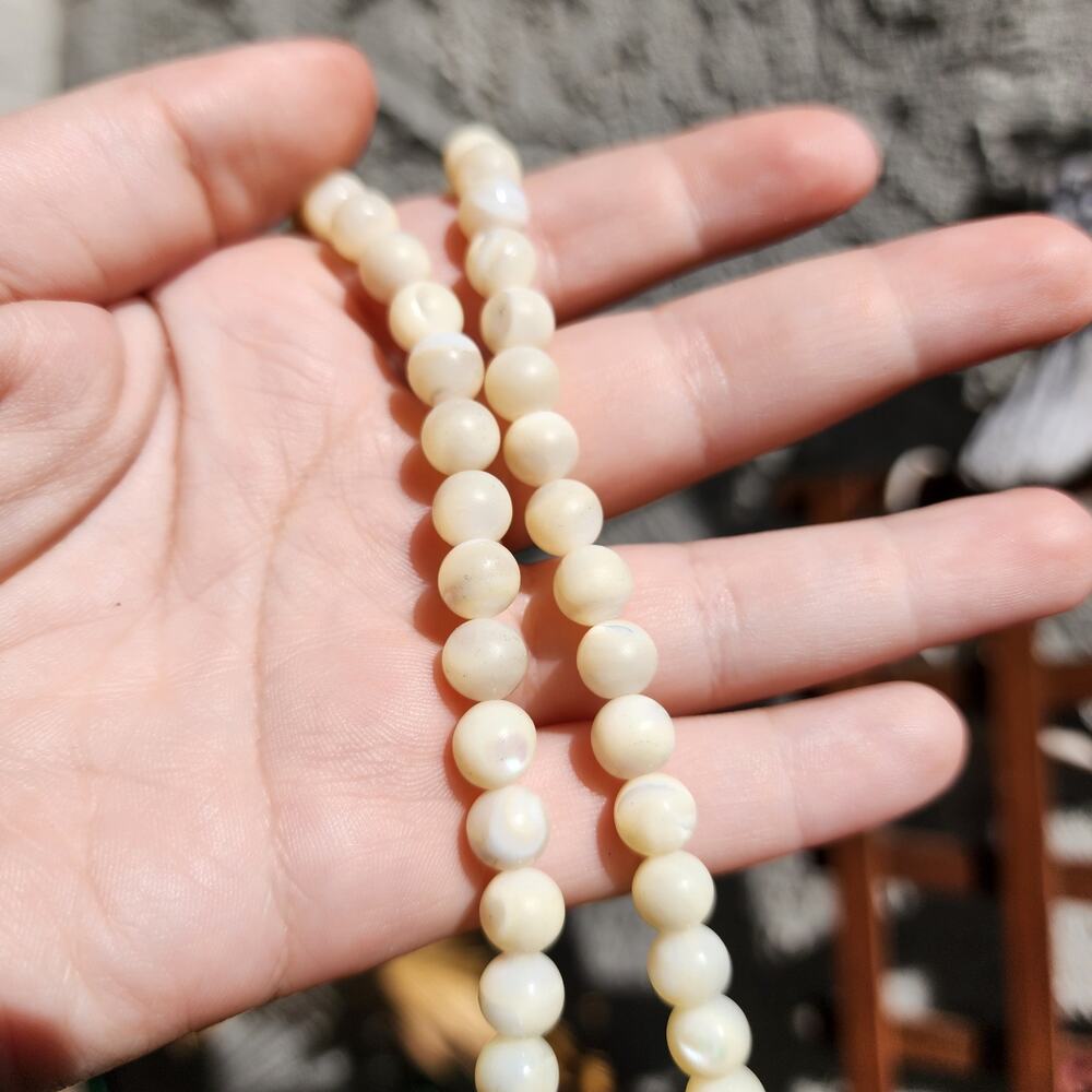 Vintage Balamuti Pearl Necklace MOP Shell Round Beaded Barrel Clasp 8mm - Picture 10 of 13